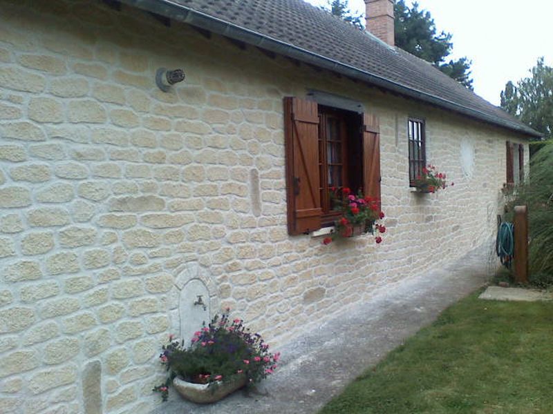 Joint à la chaux, façade en pierre à Bocquencé